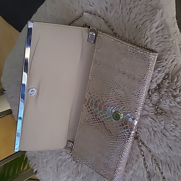 WHBM Silver Clutch ❤️ - Picture 4 of 8